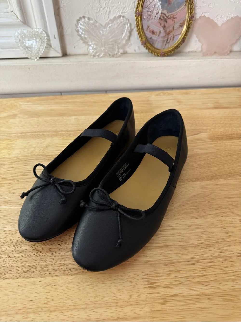 Quince Black Leather Mary Jane Ballet Flats Bow Slip-On Shoes Size 7 BalletCore